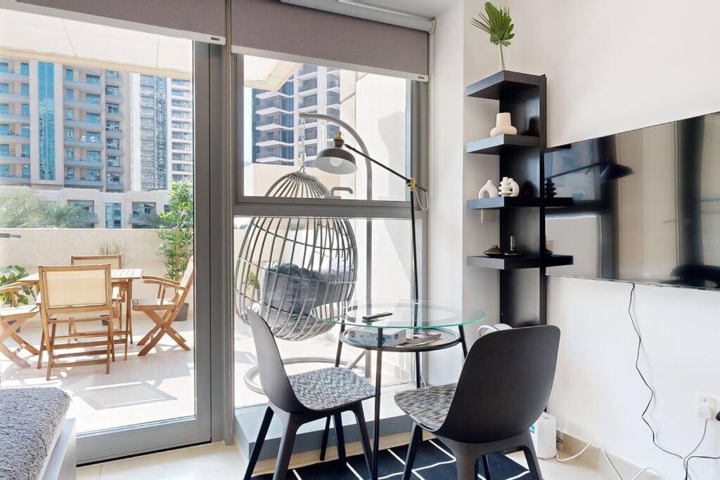 Studio In Best Part Of Downtown With Amazing Pool دبي المظهر الخارجي الصورة