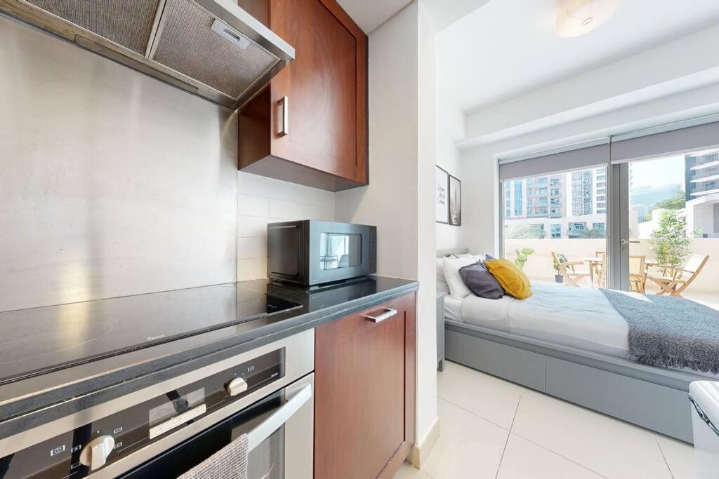 Studio In Best Part Of Downtown With Amazing Pool دبي المظهر الخارجي الصورة